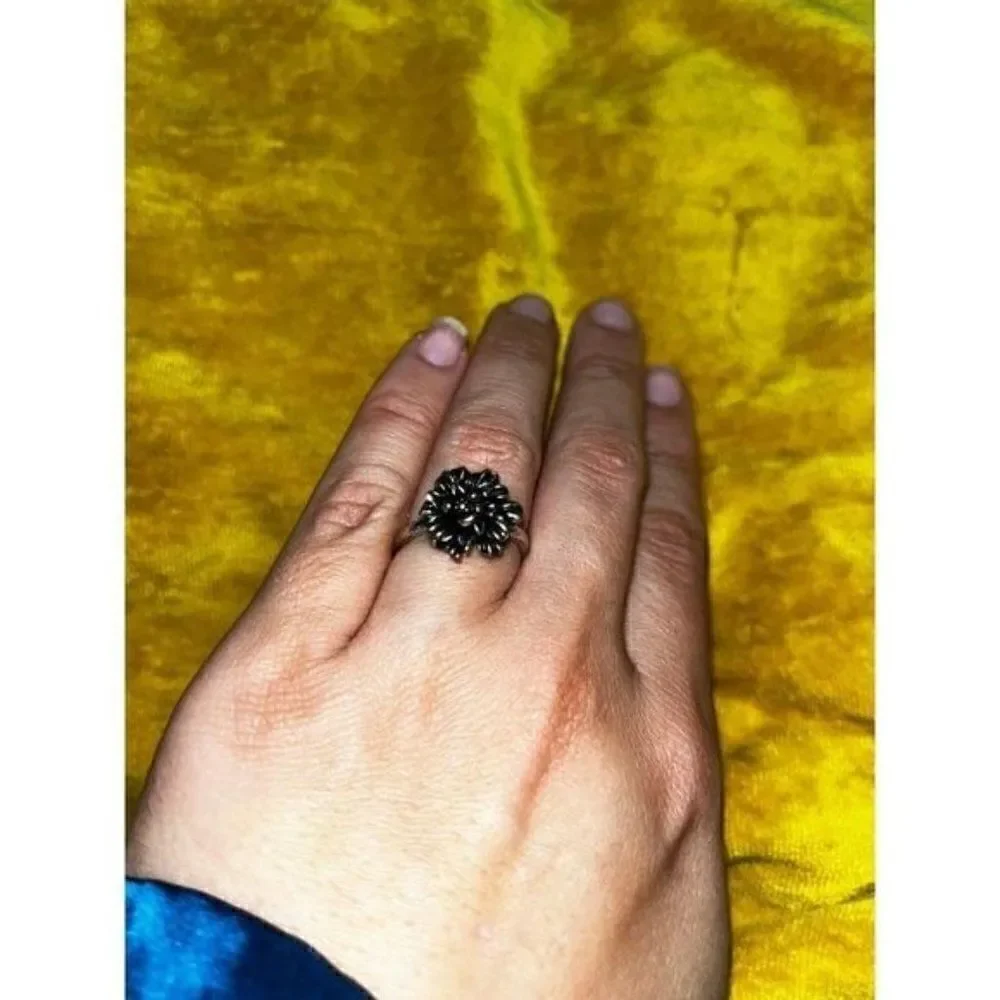 Fossil Flower Stainless Steel Oxidized Ring